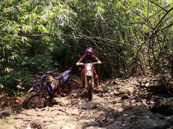 off-road tours cambodia chipat riverbed