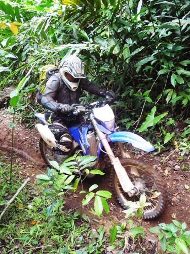 dirt-bike-tours-cambodia-hill