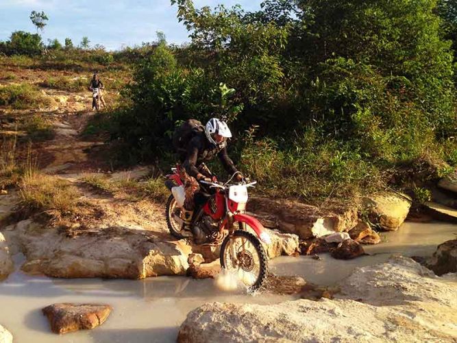 dirt-bike-tours-cambodia-creek