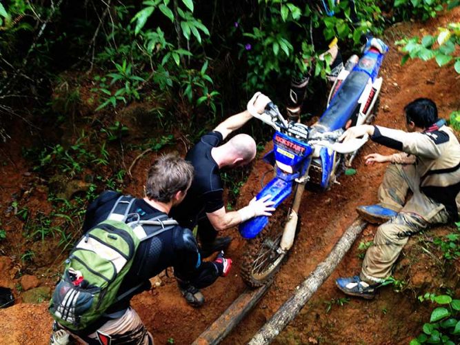 dirt-bike-tours-cambodia-isthatabridge