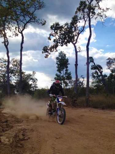 off-road-tours-cambodia-sand-oagok